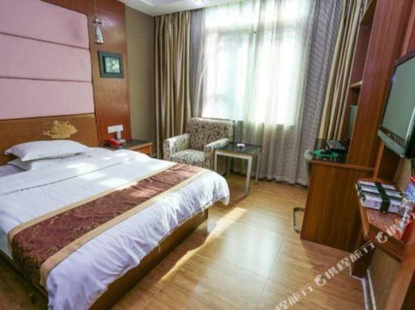 Pinshang Business Hotel