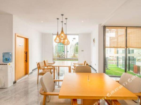 Guang Zhou Shi Jiu Hao Gong Guan