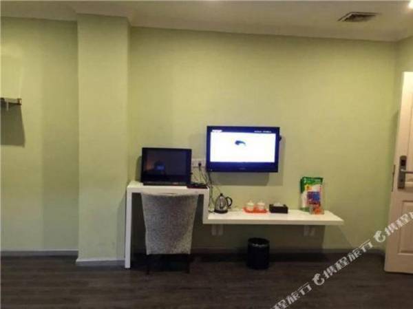 Lishan Youpin Hotel (Guangzhou East Railway Station Shahe Clothing City)