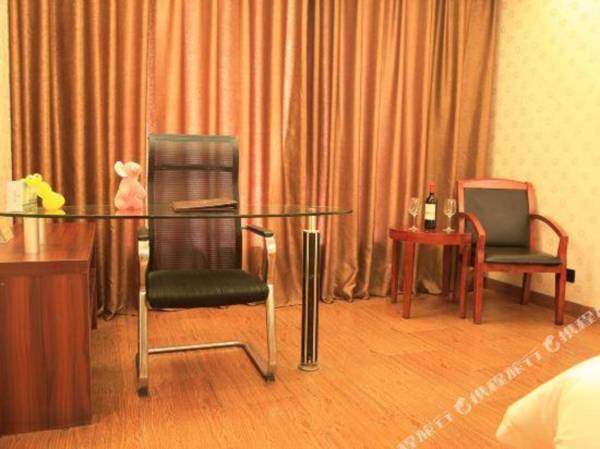 Gan Zhou Wai Tan Jia Ri Hotel
