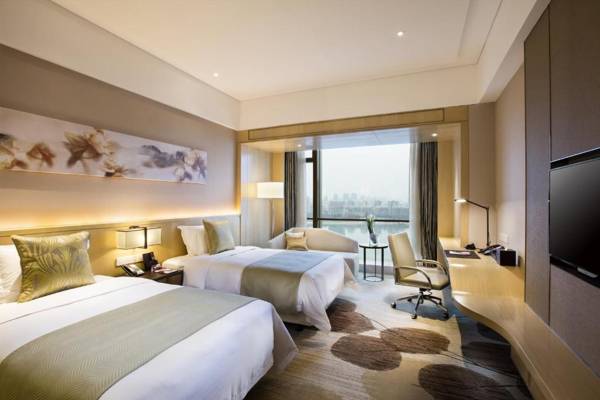 Workspace - Crowne Plaza Fuzhou Riverside an IHG Hotel