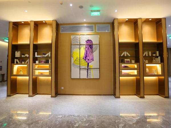 Lavande Hotel SiHui NanJiang Sanshui Forest Park