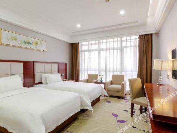 Bai He Jiu Dian (Fo Shan Le Cong Tian You Cheng Dian )