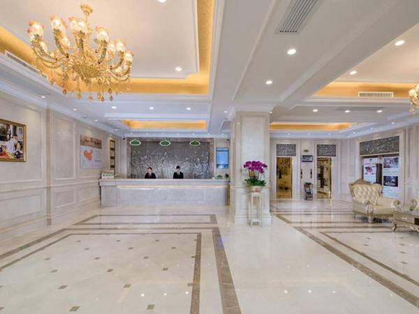 Vienna Hotel Guangdong Foshan Shunde Chen Village Shunlian Square