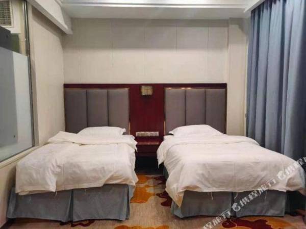 Foshan Silver City Hotel (Shunde Jun'an Branch)