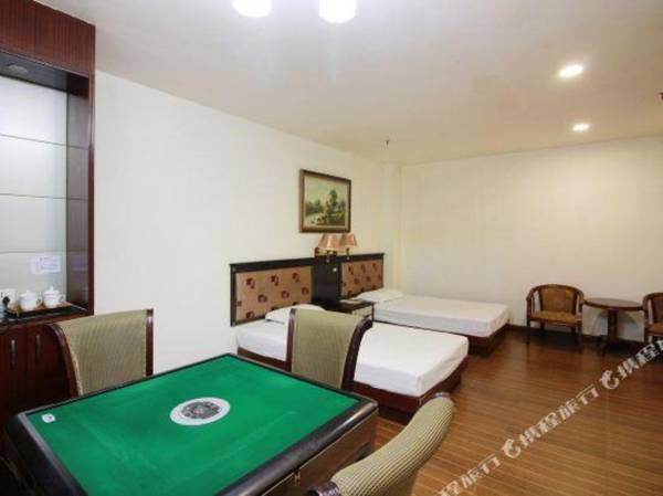 Shunlong Hotel (Foshan Wenjao Road)