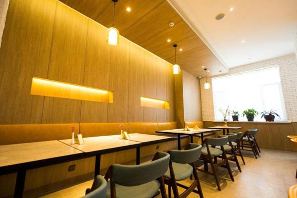 Hanting Premium Hotel Fengcheng Pedestrian Street