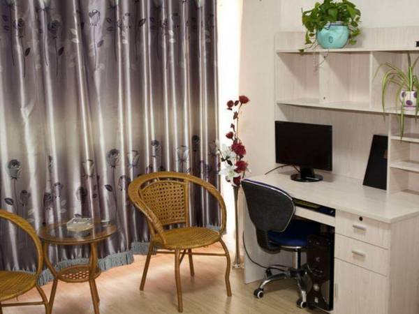 Workspace - Dalian Shiyuan Business Apartment Hotel