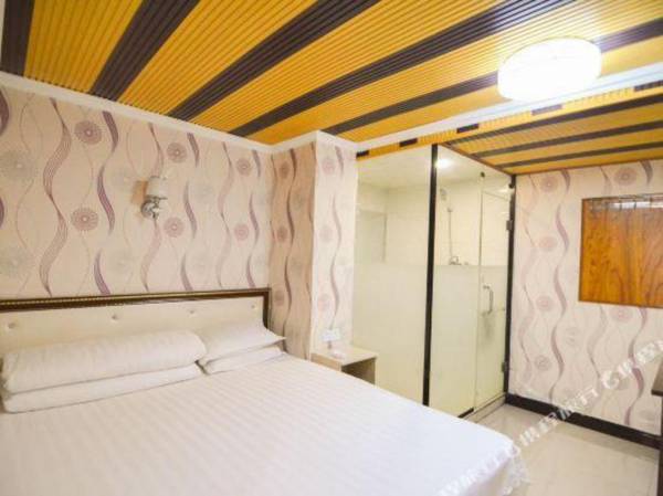 Longxiang Express Hotel