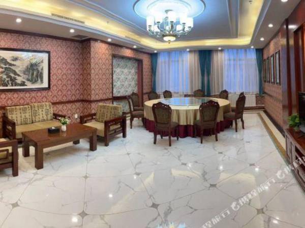 Dalian International Exchange Center