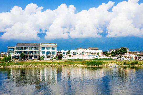 Dali Nest Secret Garden Lake View Inn