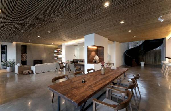 Dali Yifang Qingchen Lake View Holiday Hotel