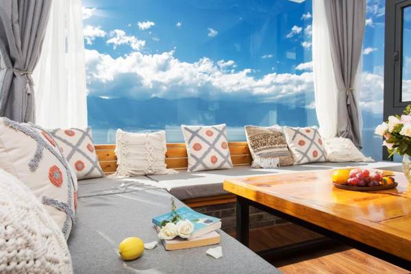 Aishe Honeymoon Sea View Guesthouse