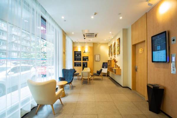 Hanting Hotel Chongqing Guanyinqiao Metro Station