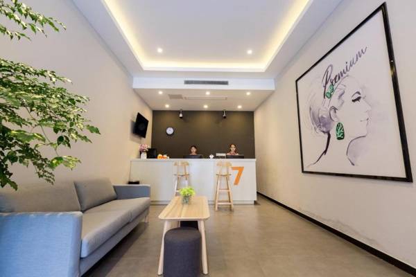 7Days Premium Chongqing Jiangbei International Airport Lushan Light Rail Station Branch