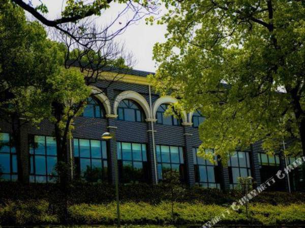 Zhangfei Gudao Holiday Hotel