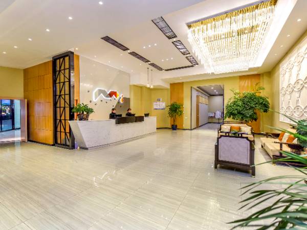 Borrman Hotel Qijiang Wanda Plaza
