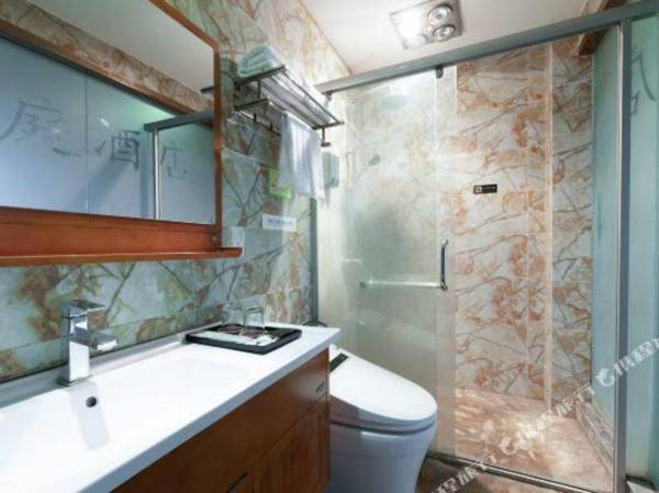 Xiangting Business Hotel