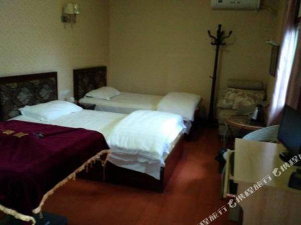 Fengrui Business Hotel