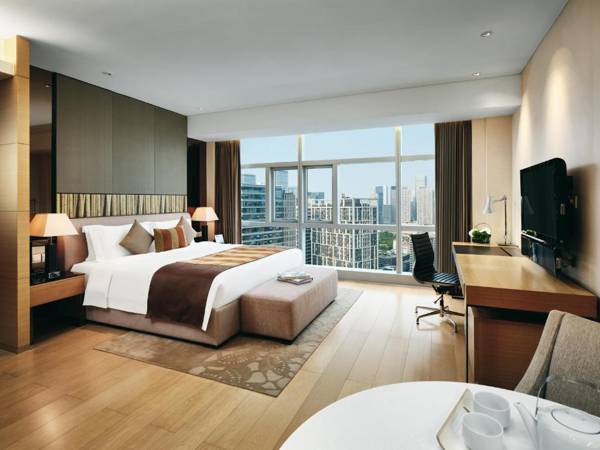 Workspace - InterContinental Residences Chengdu City Center an IHG Hotel