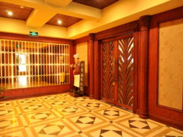 French theme gold place hotel