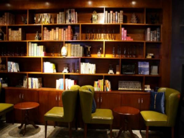 James Joyce Coffee Hotel Chengdu Wuhou Lijiao Metro Station Shuangnan