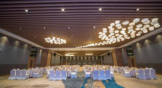 Ramada Encore Jintang