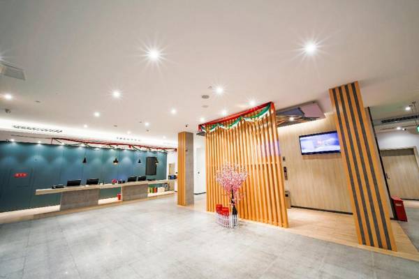 ibis Chengdu Meizhou Center