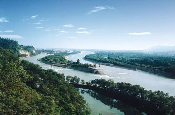 7Days Premium Chengdu Dujiangyan Qingcheng Mountain Branch