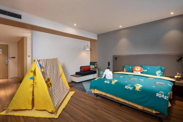 Holiday Inn Express Chengdu Wuhou New City an IHG Hotel