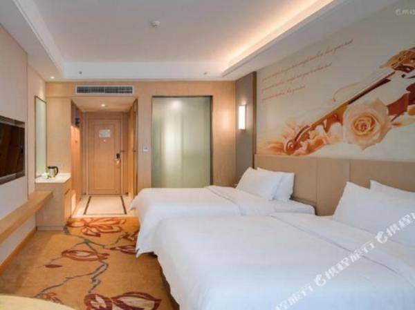 Vienna International Hotel (Chengdu Happy Valley Dongzikou Metro Station)