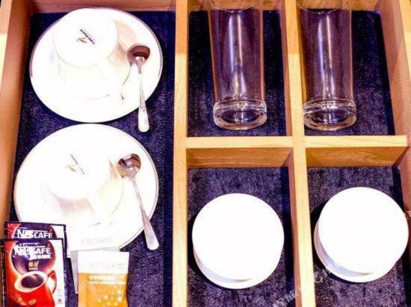 Charm City Kai Guan Hotel (Chengdu West Railway Station Qingyang Wanda)