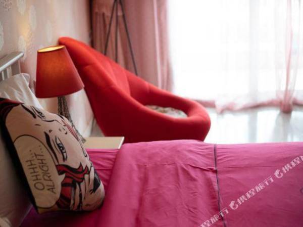 Meicheng Hotel (Chengdu East Railway Station)