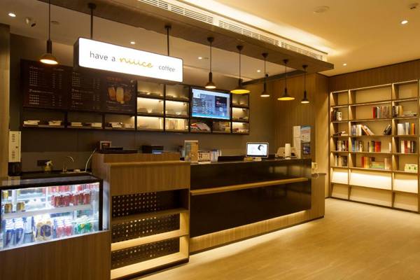 Hanting Hotel Chengdu Zhaojuesi Nan Road Metro Station