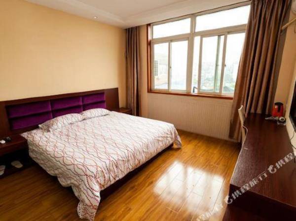 Bu Ding Jiu Dian (Cheng Dou Huan Le Gu Qi Zhong Wan Da Xiao Qu Dian )