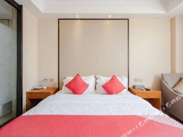 Cheng Dou Long Gang Shang Wu Hotel