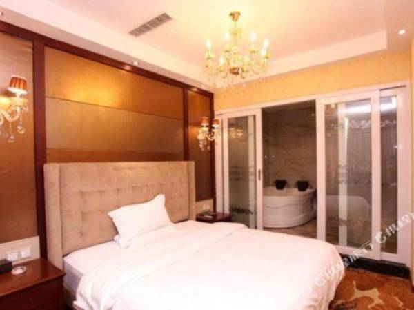 Cheng Dou Yin Xiang Ting Yue Hotel