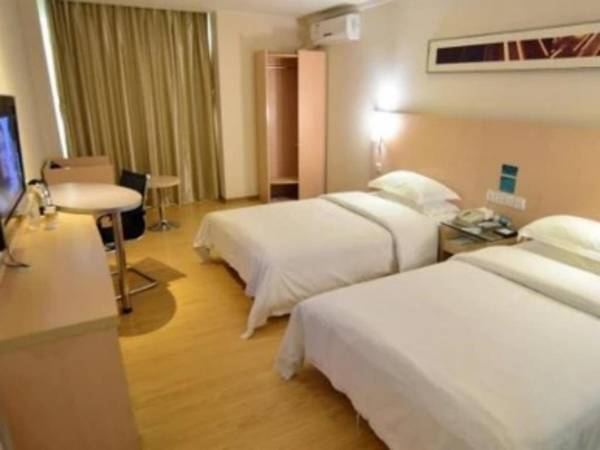 Cheng Shi Bian Jie Jiu Dian Cheng Dou Xi Hua Da Xue Dian