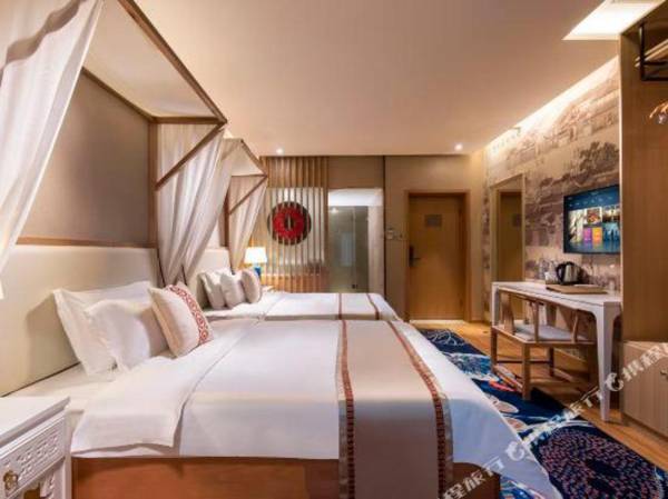 Home Plus Hotel (Chengdu Shuangliu International Airport)