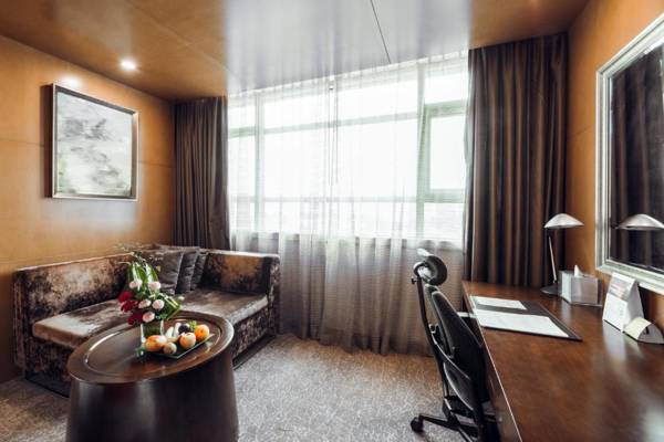 Workspace - Holiday Inn Changzhou Wujin an IHG Hotel
