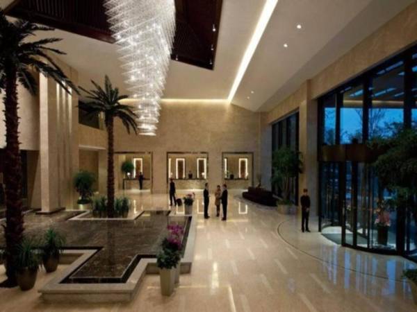 Grand Metro Park Universal Dinosaur Town Hotel