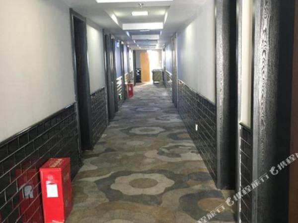 Peng Ke Ba Lei 3DDian Ying Jiu Dian (Chang Zhou Nan Da Jie Dian )