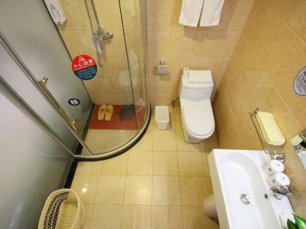 GreenTree Alliance Beijing West Railway Station North Square Hotel