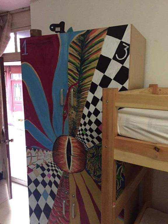 Three Legged Frog Hostel(Beijing Tian'anmen Dashilan)