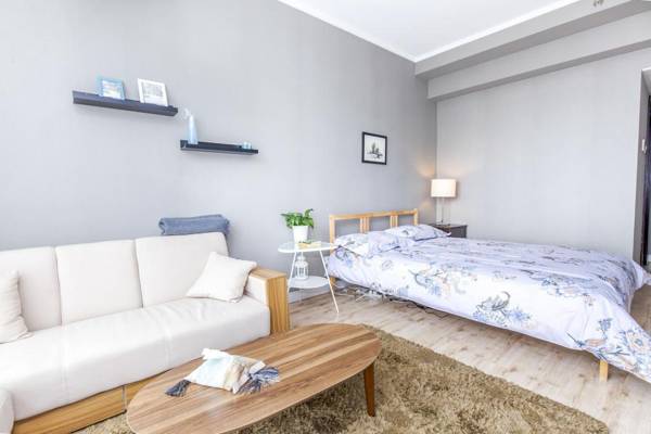 Lacasa Service Apartment