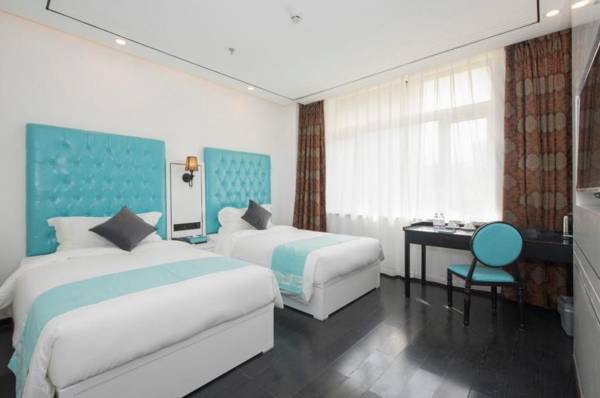 Xana Lite Beijing West Station Branch