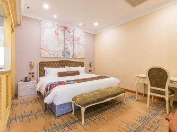 James Joyce Coffetel·Beijing Bishui  Manor Zhuxinzhuang Metor Station