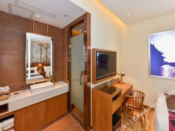 James Joyce Coffetel· Beijing Fengtai Railway Station Lize Business District