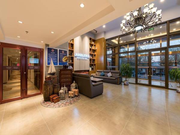 James Joyce Coffetel Beijing Tongzhou Majuqiao Jinghai Road Metro Station