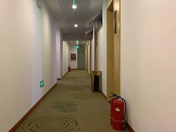 Shell Hotel Beijing Fangshan District Chengguan Metro Station